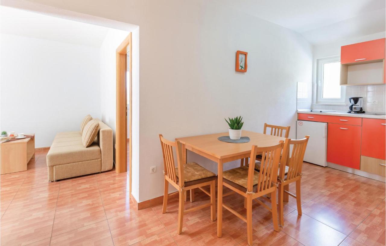 Beautiful Apartment In Krvavica With Wifi Exterior photo